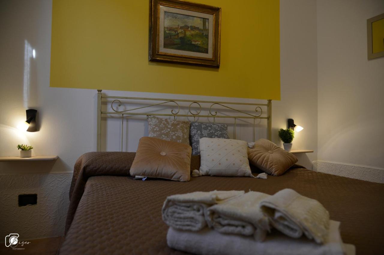 Casa Verde Country House Montescudaio Bagian luar foto
